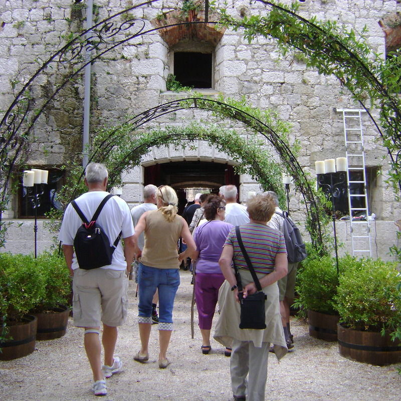 ostanki vojne prisotnosti